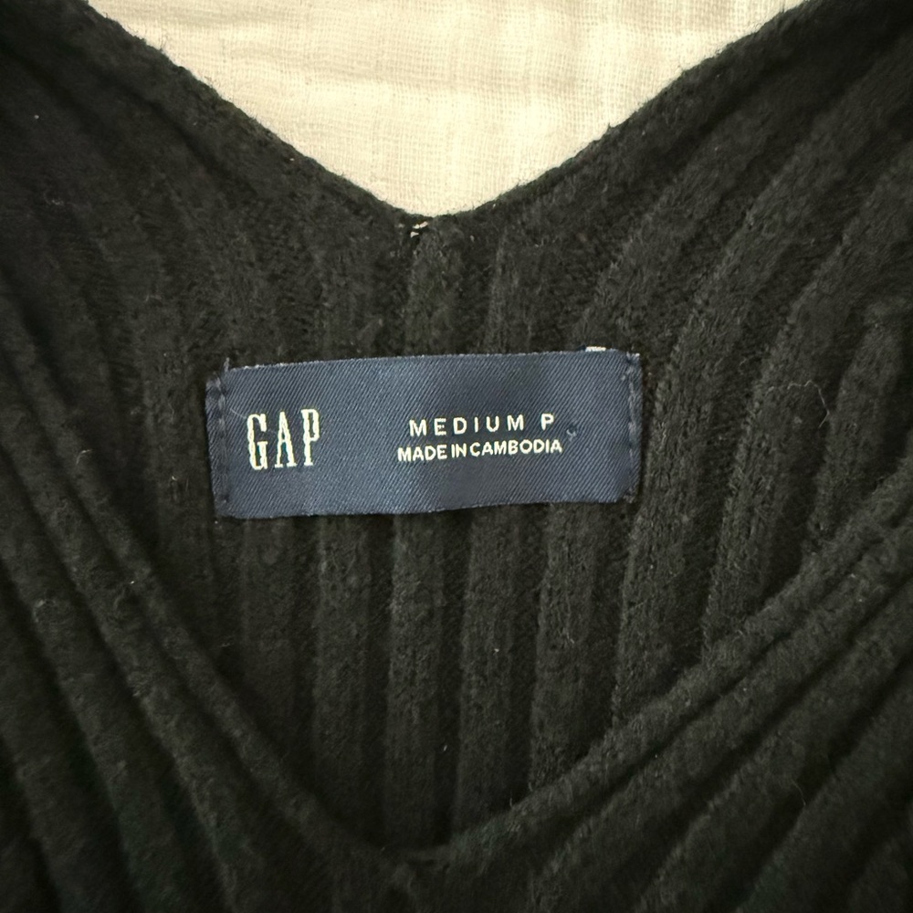GAP CashSoft Ribbed Cropped Sweater Tank, Petite Medium - Picture 2 of 3